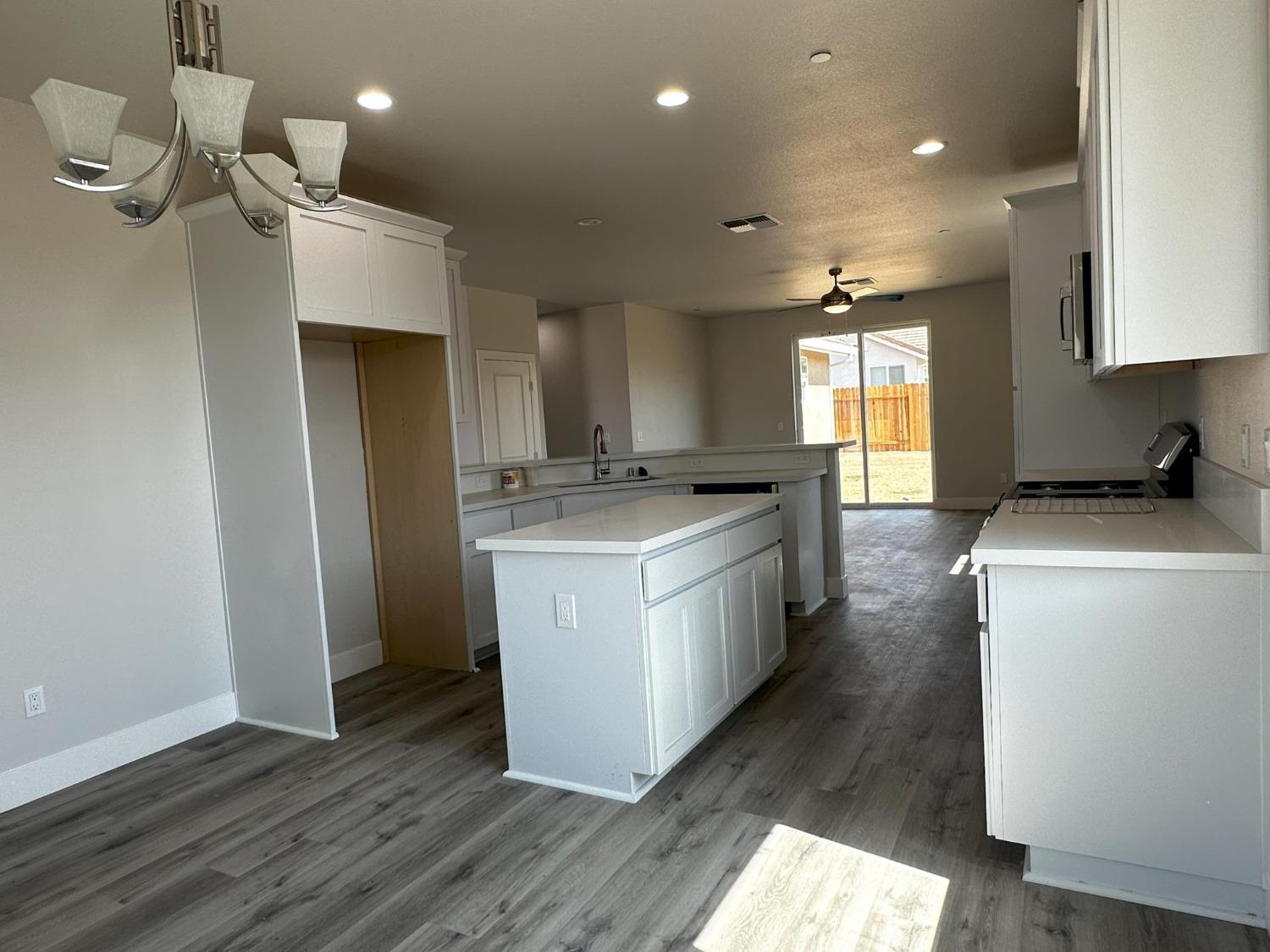 6712 Wyatt Circle