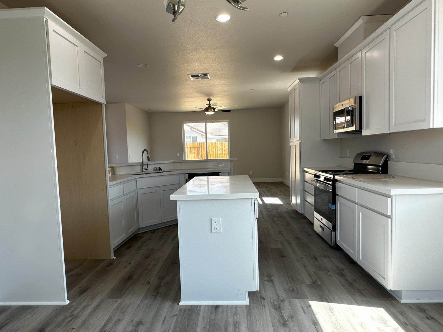 6712 Wyatt Circle