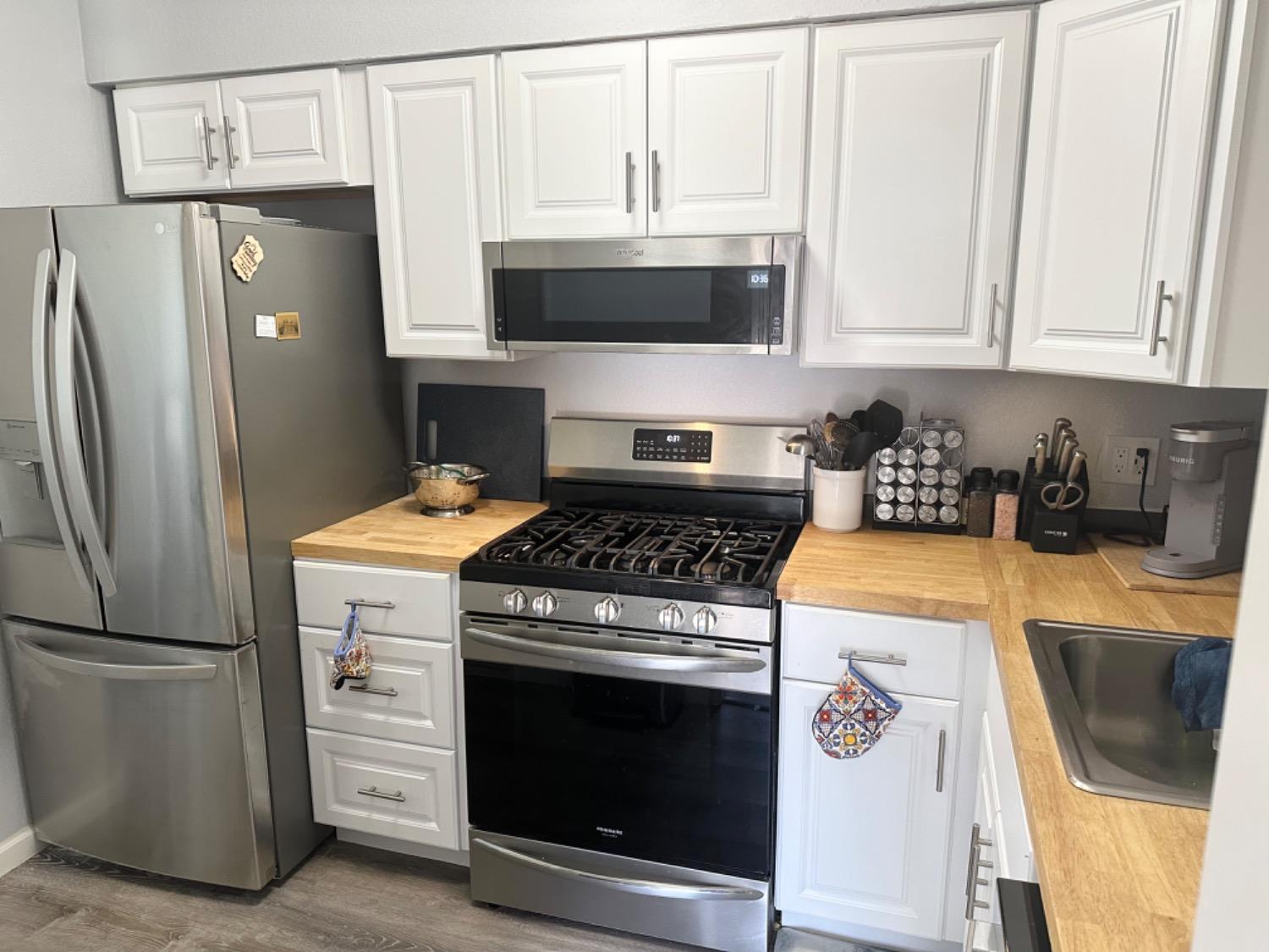 1227 Casita Drive 1