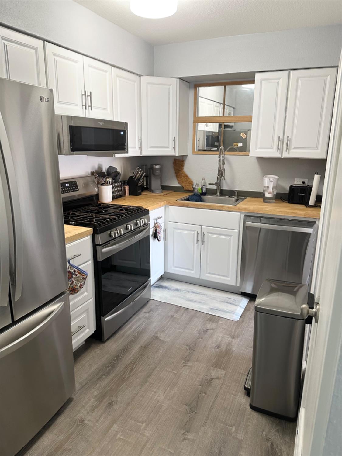 1227 Casita Drive 1