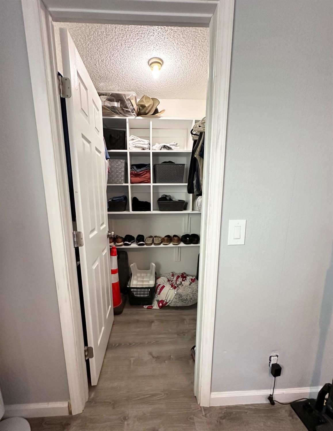1227 Casita Drive 1