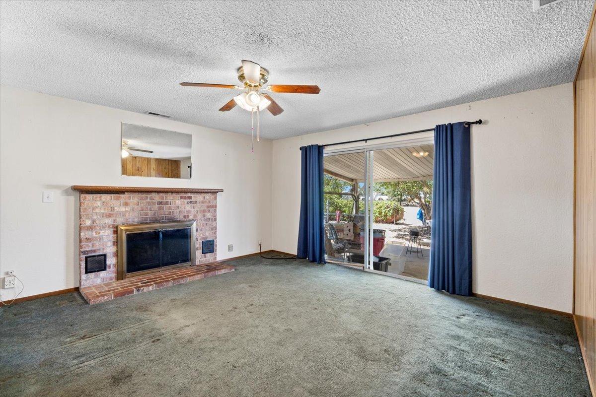 6730 Short Way