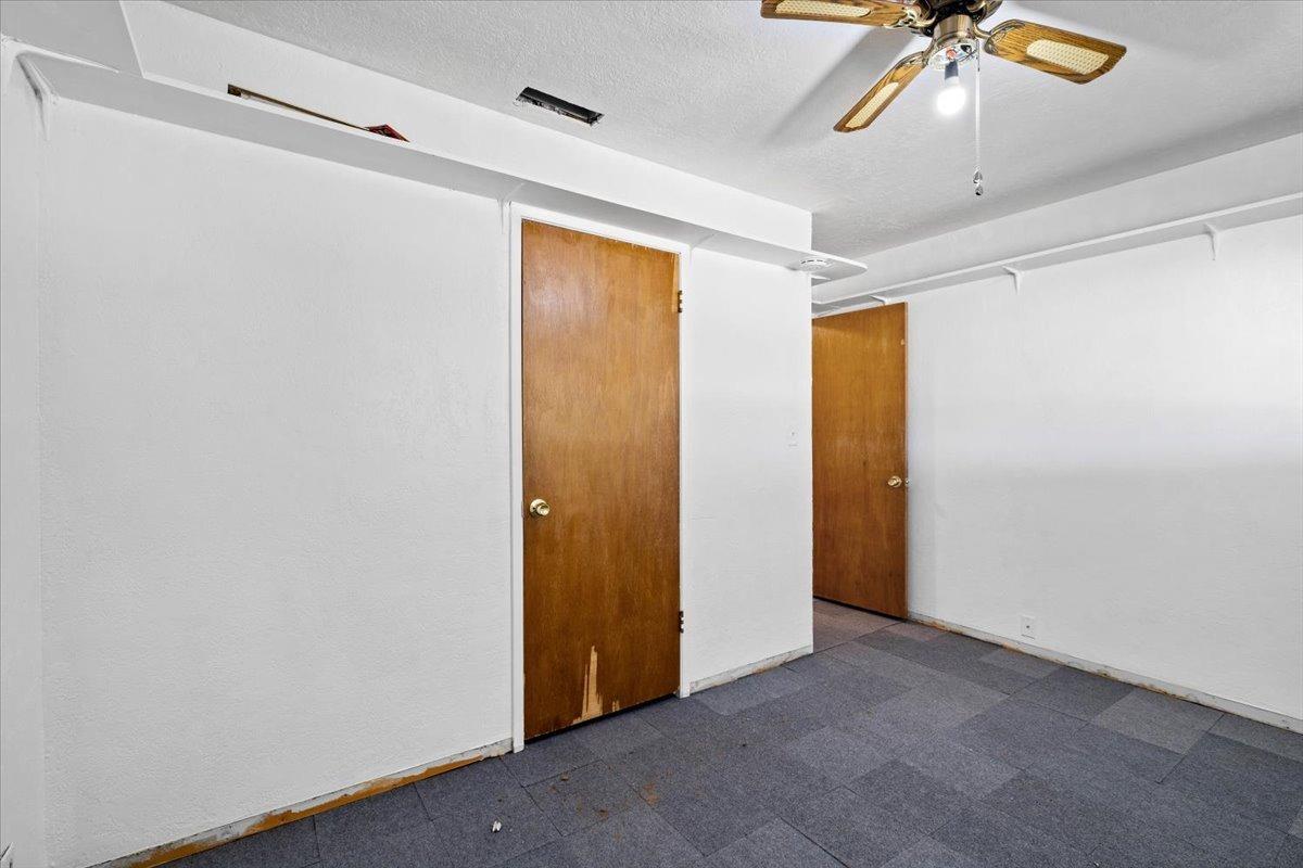 6730 Short Way