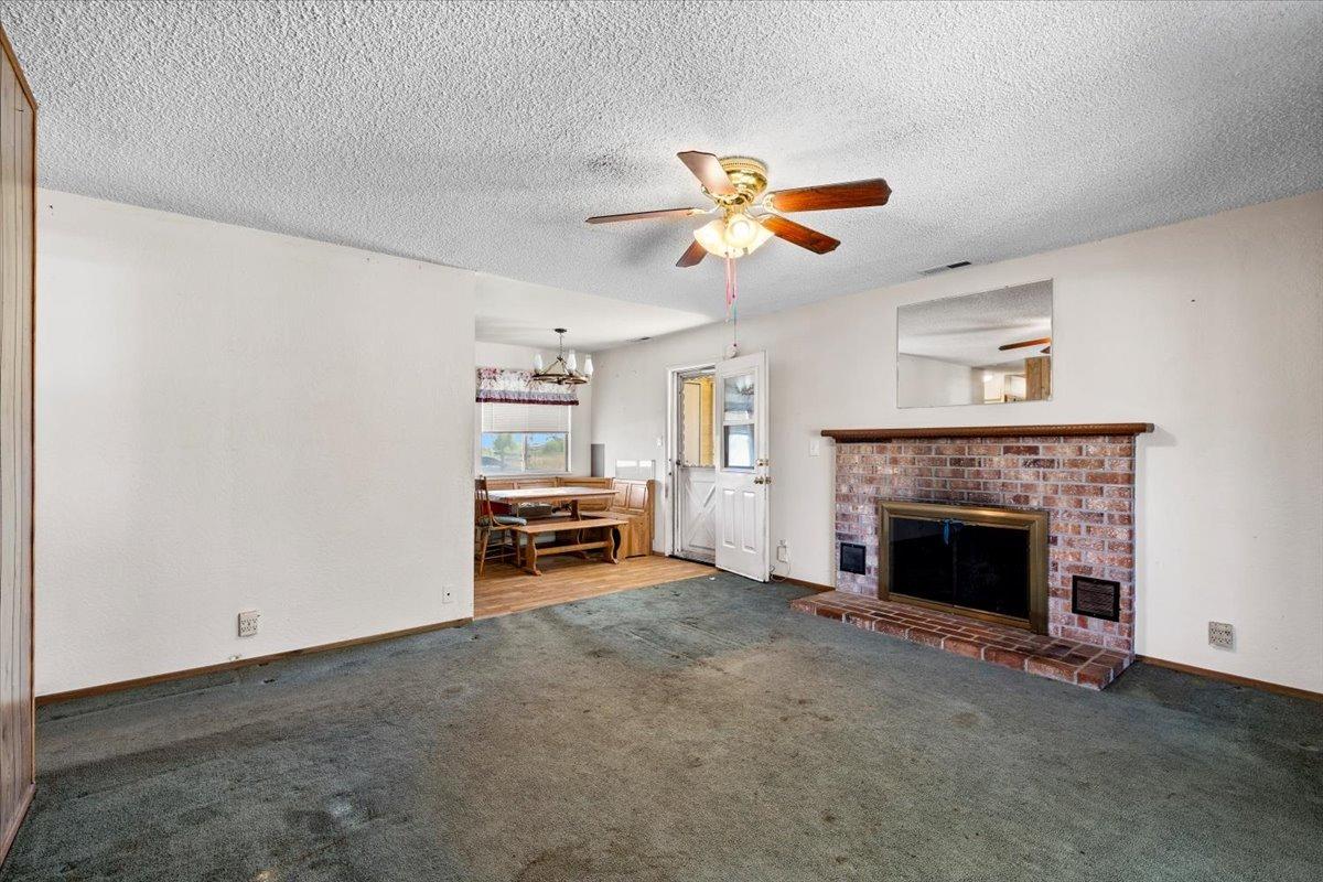 6730 Short Way
