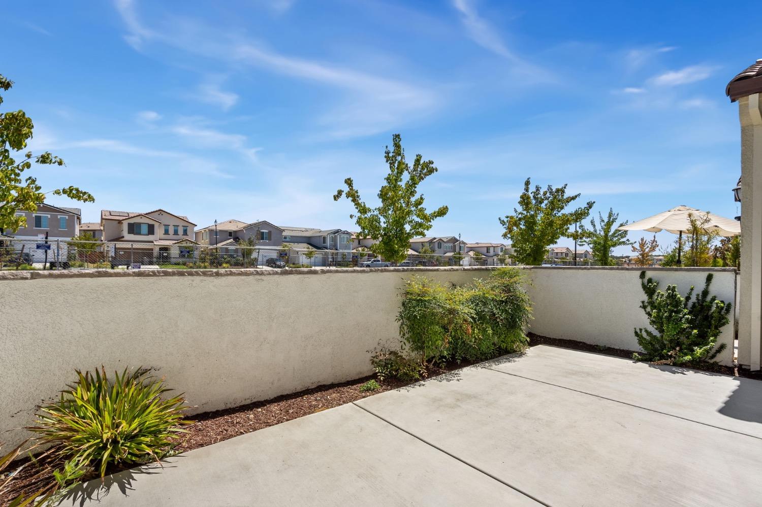 6104 Campus Parkway