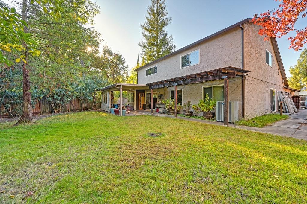 8090 Willow Glen Court