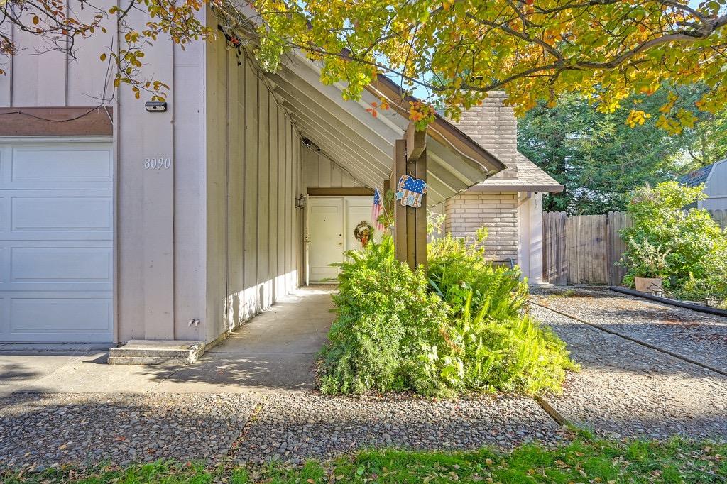 8090 Willow Glen Court