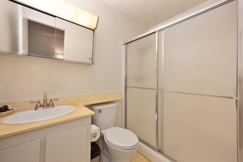 8090 Willow Glen Court