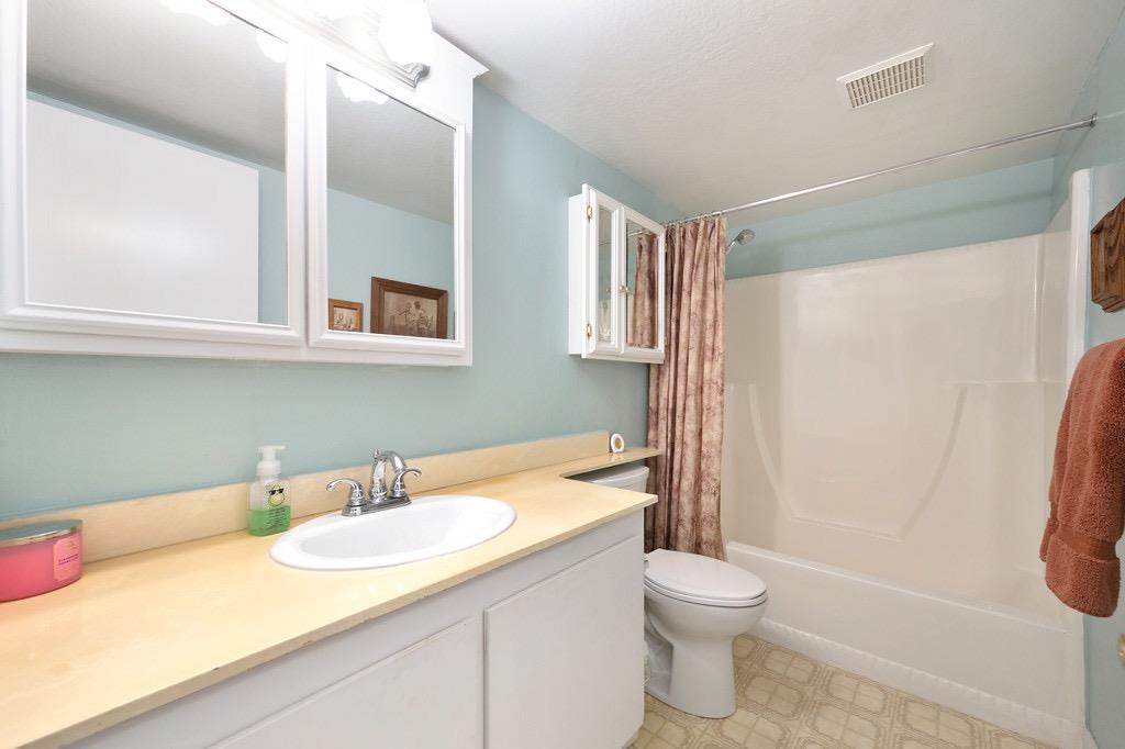 8090 Willow Glen Court