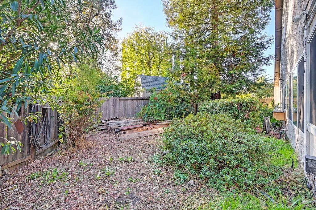 8090 Willow Glen Court
