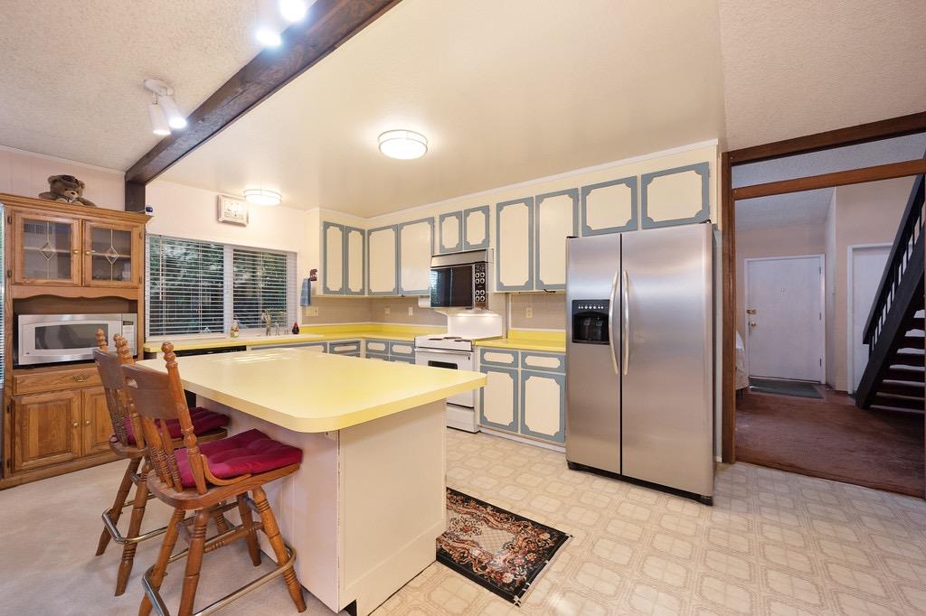 8090 Willow Glen Court