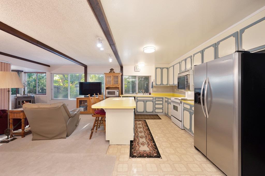8090 Willow Glen Court