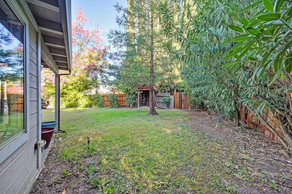 8090 Willow Glen Court