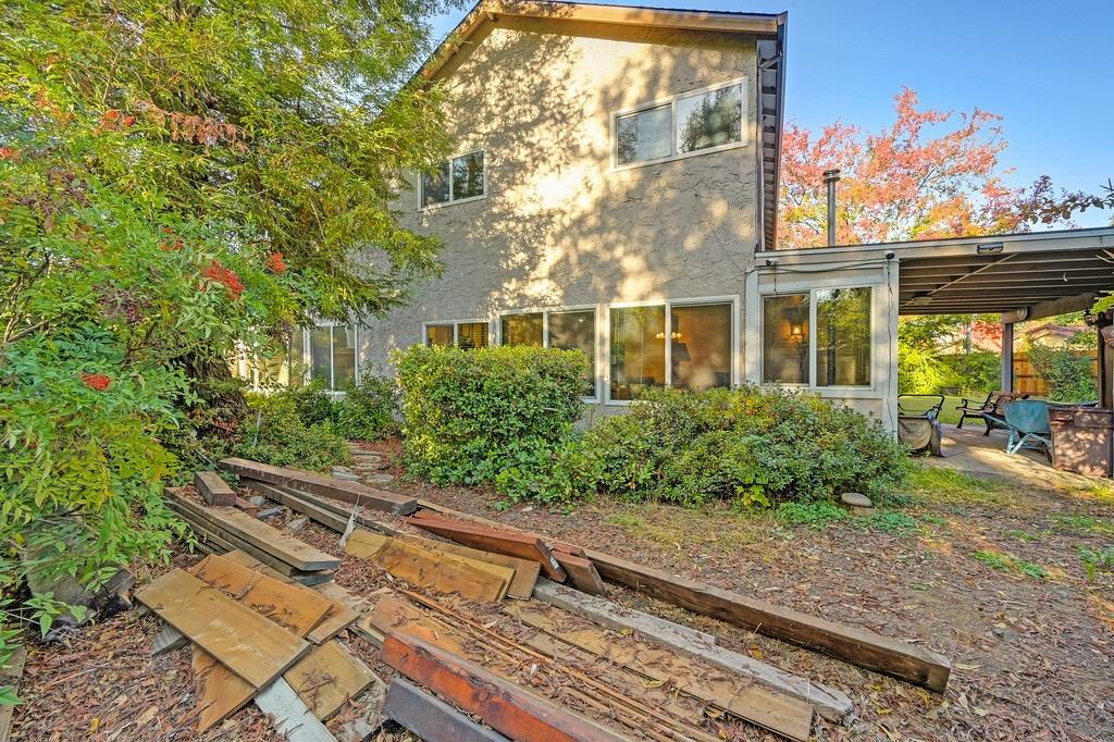 8090 Willow Glen Court