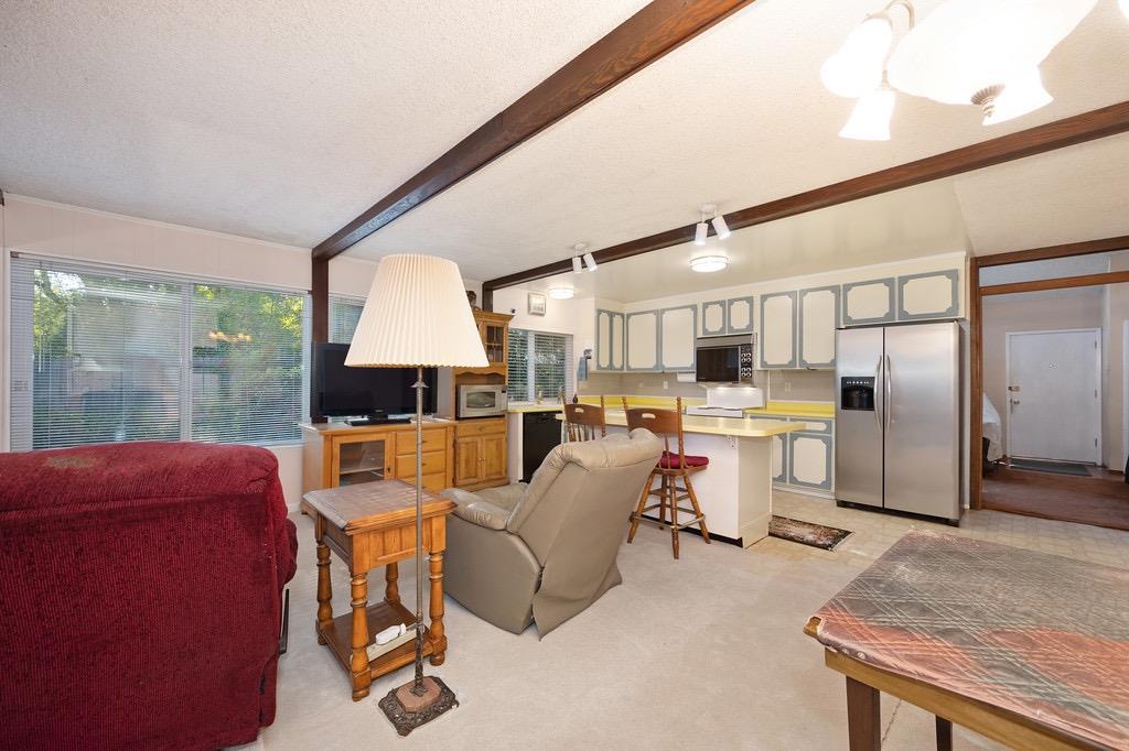 8090 Willow Glen Court