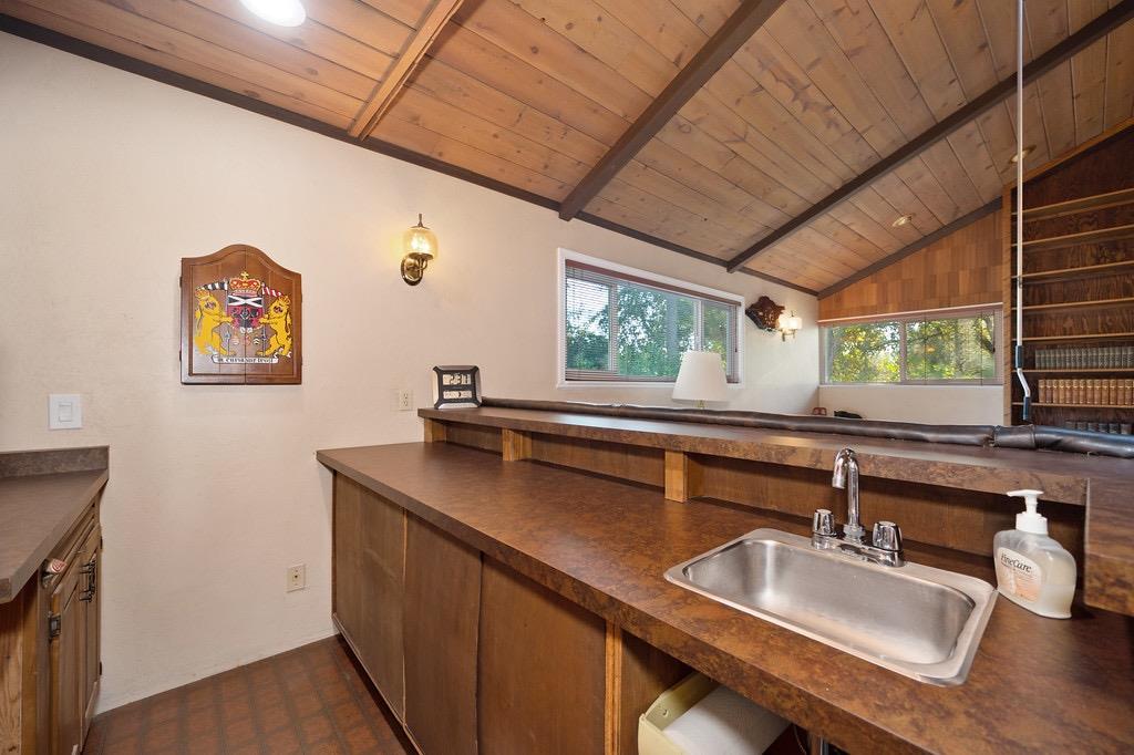 8090 Willow Glen Court