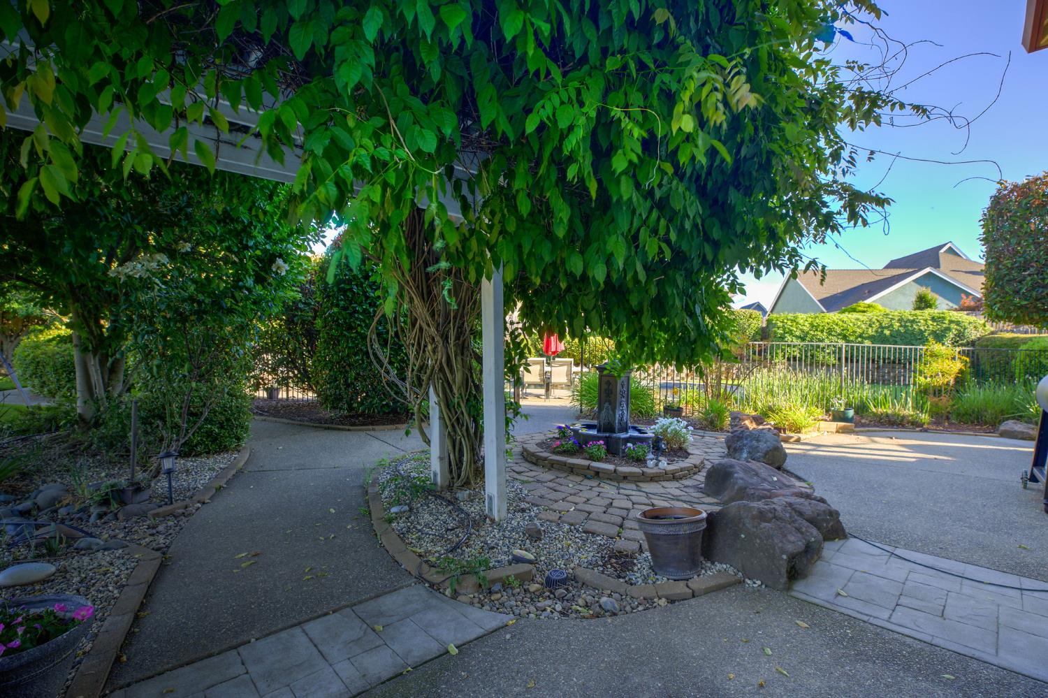 1305 Green Valley Court