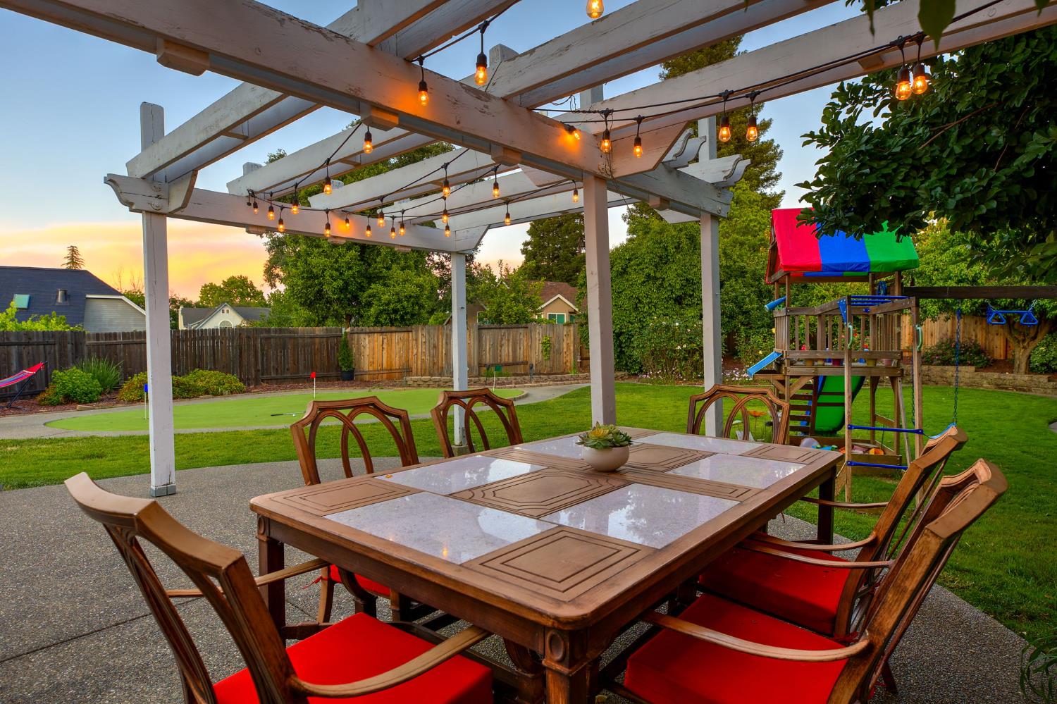 1305 Green Valley Court