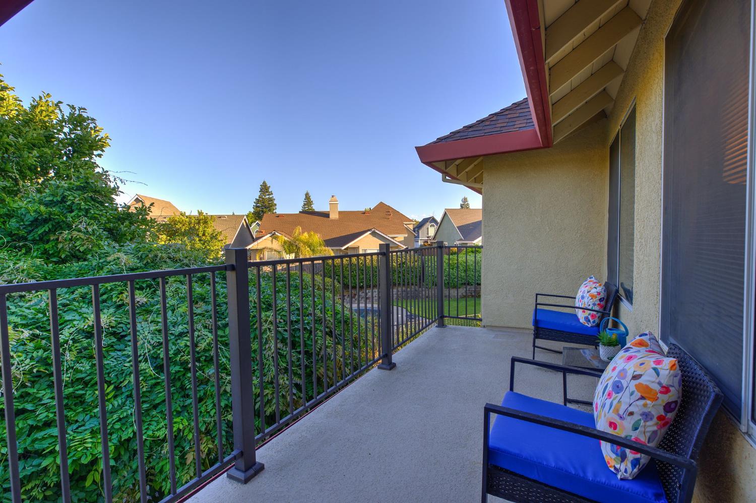 1305 Green Valley Court