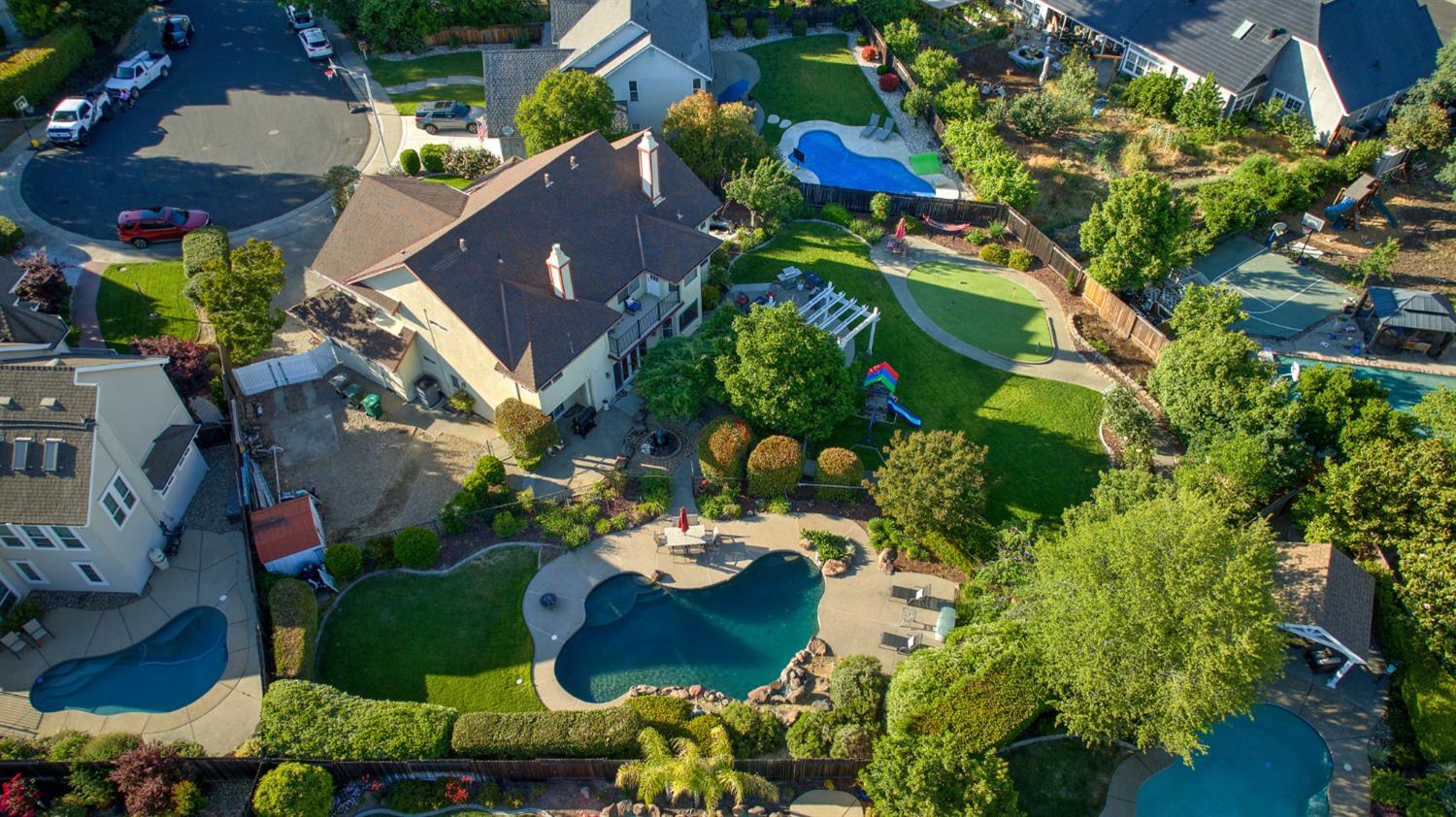 1305 Green Valley Court