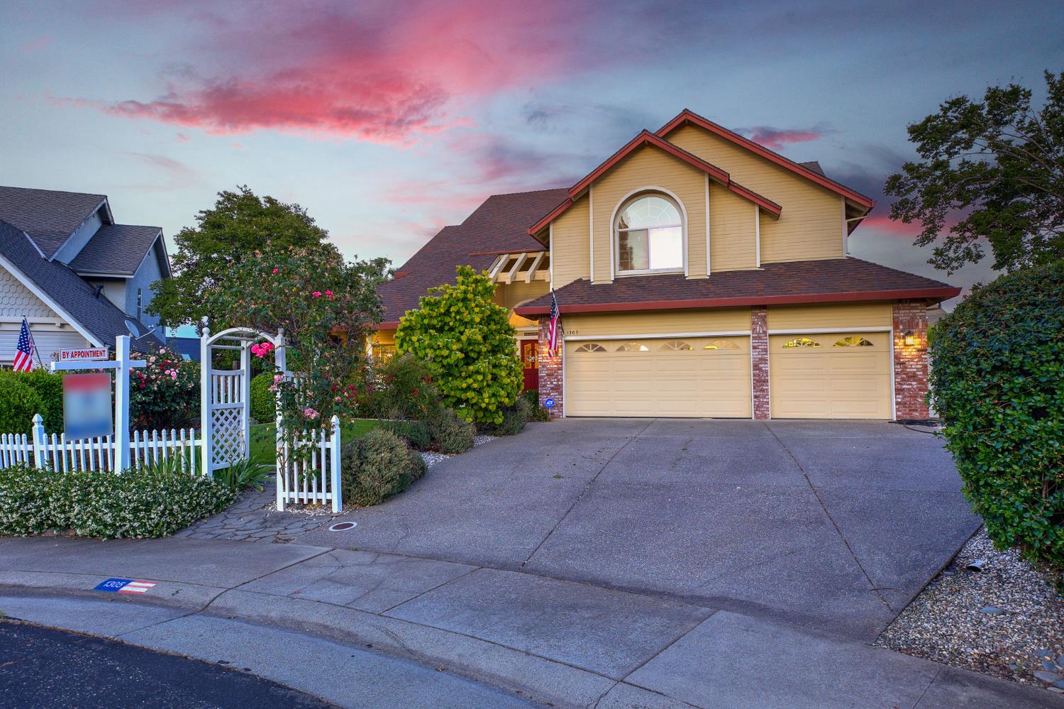 1305 Green Valley Court