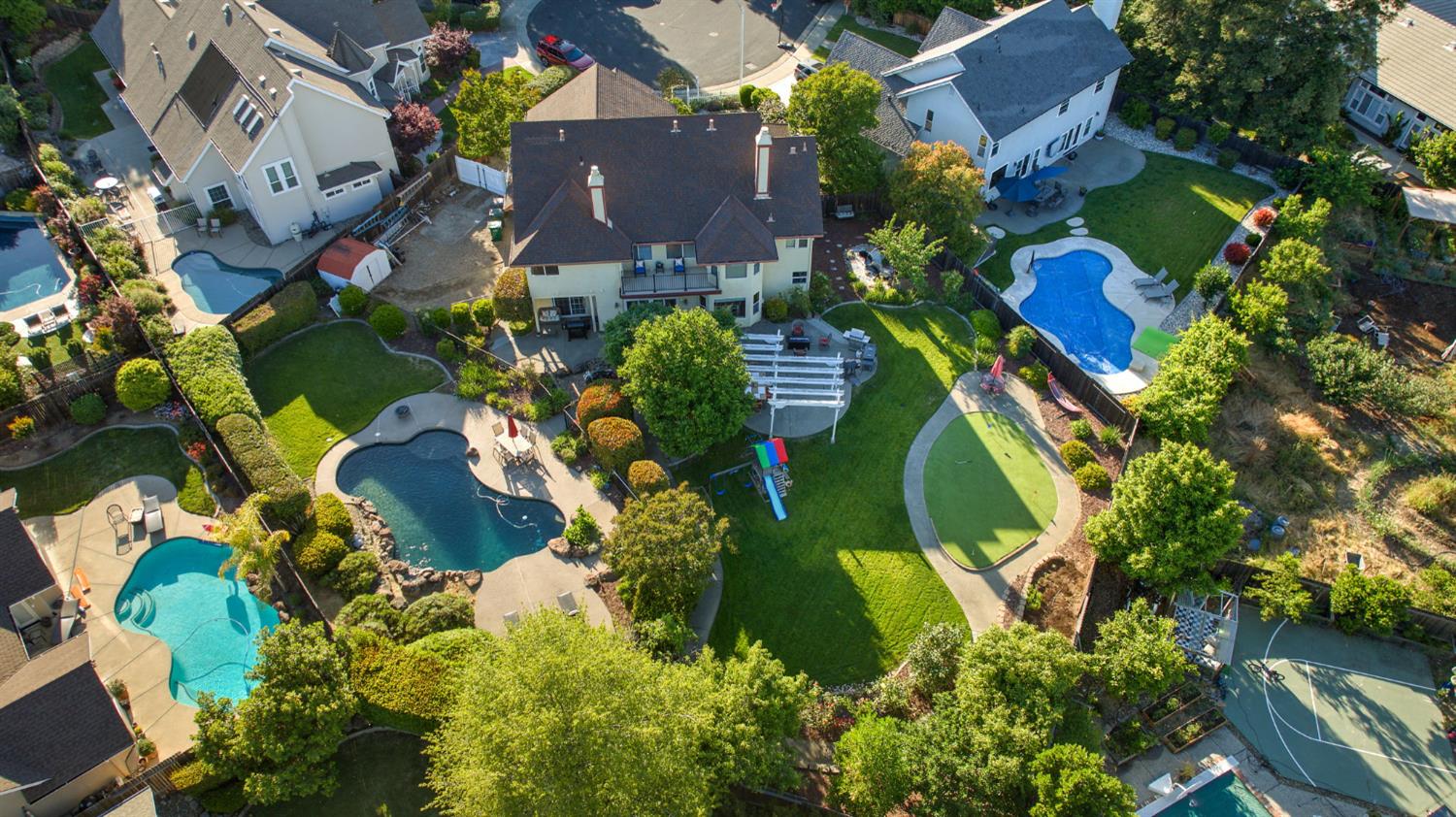 1305 Green Valley Court