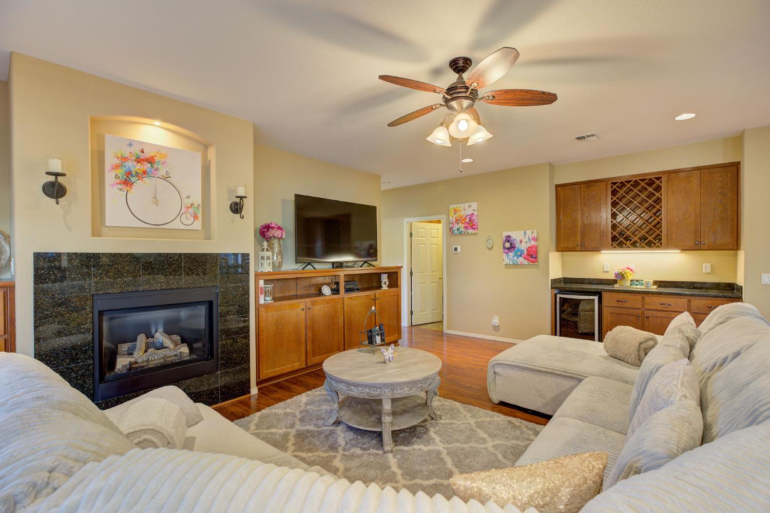 1305 Green Valley Court