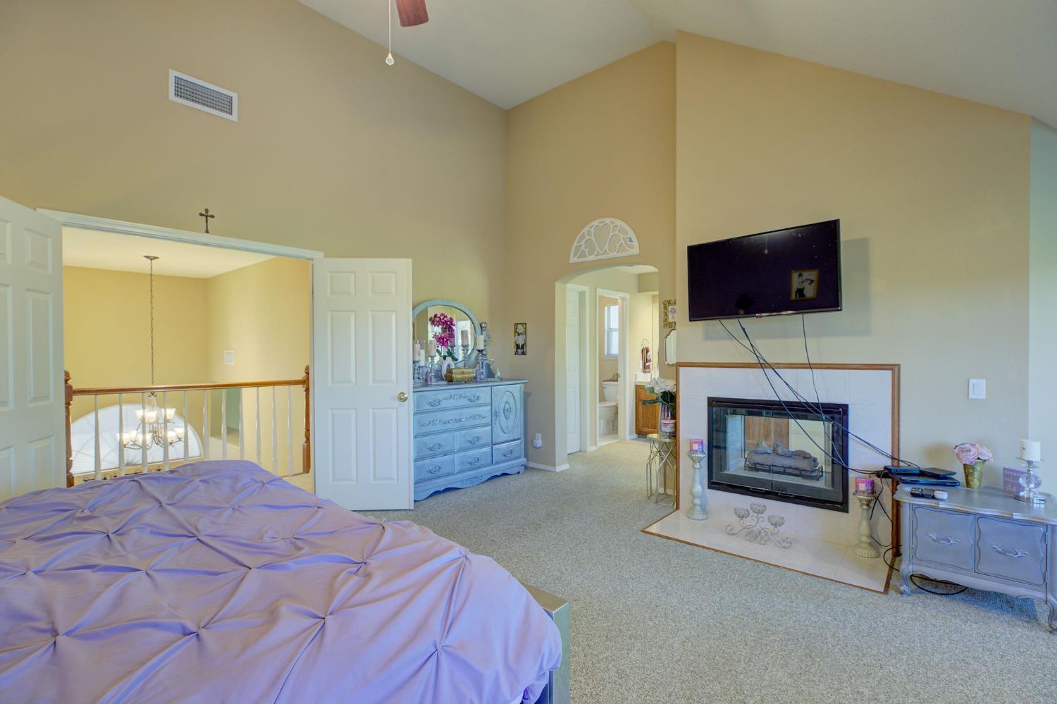 1305 Green Valley Court