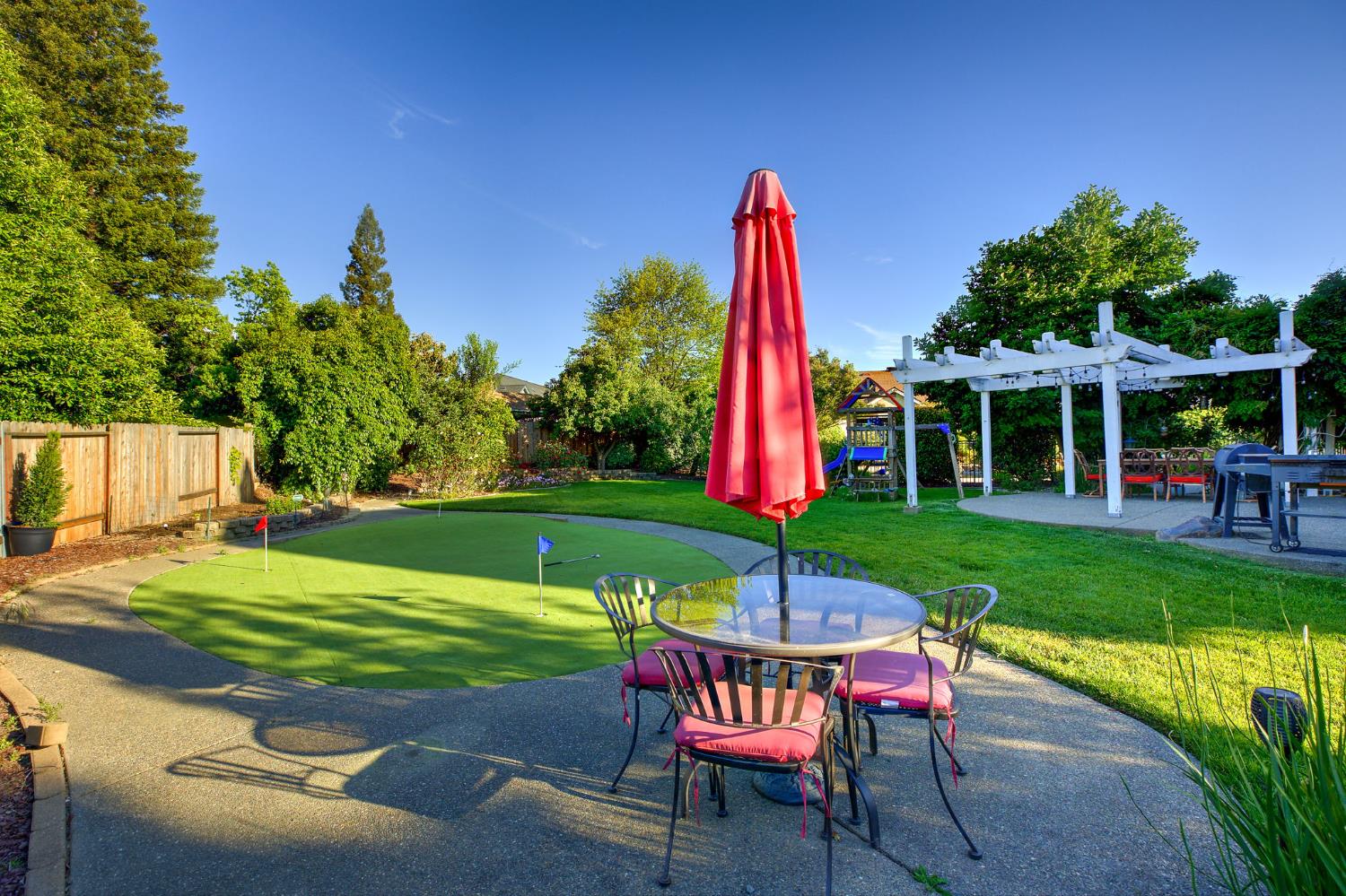 1305 Green Valley Court