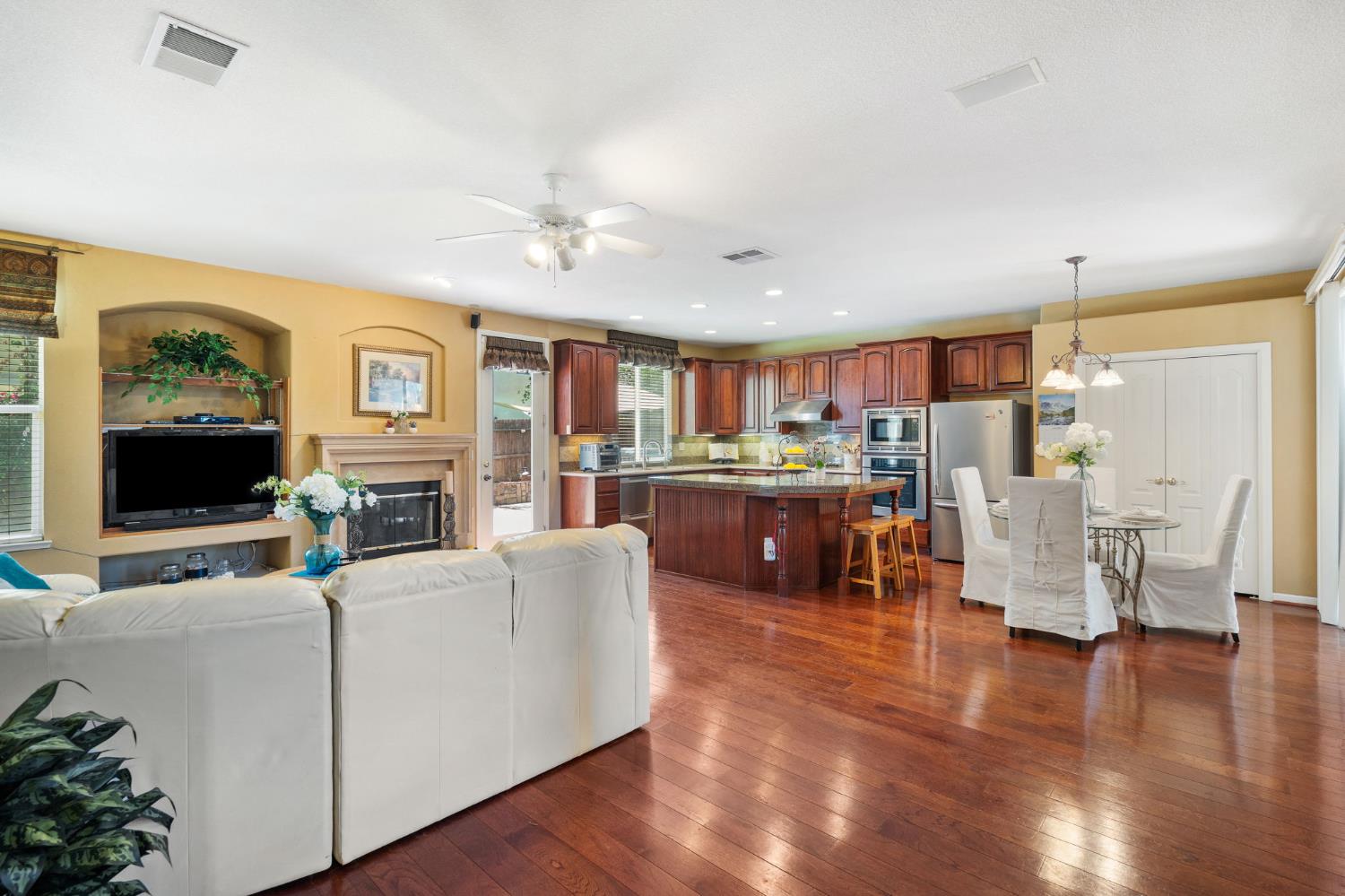 9506 Stone Springs Drive