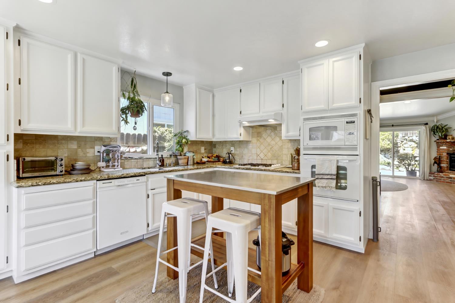 1412 Kennedy Drive