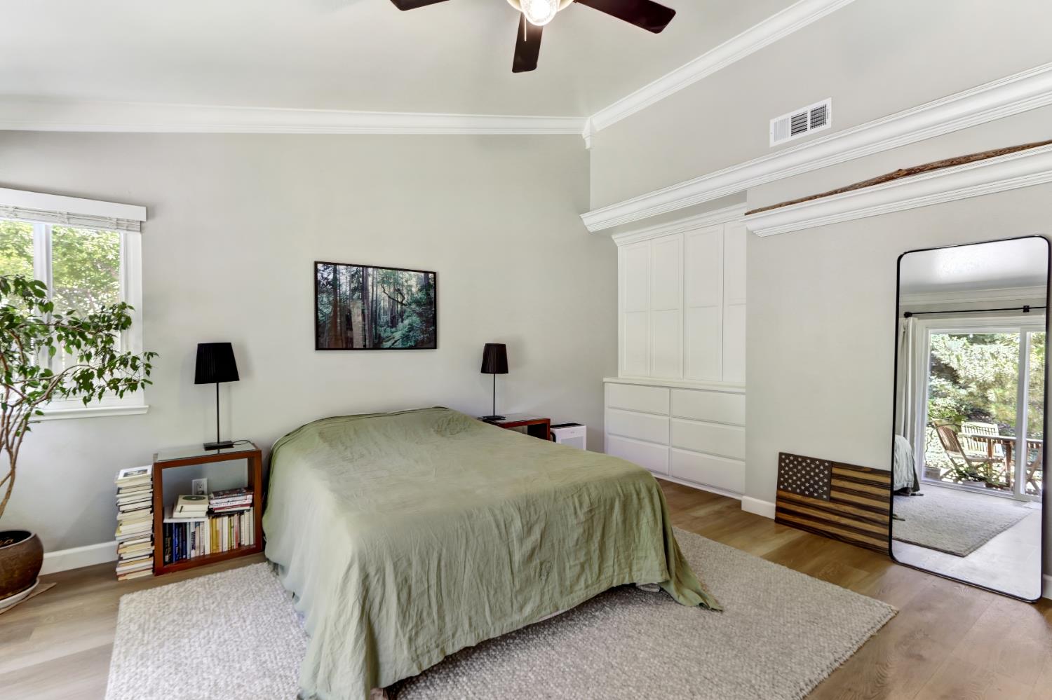 1412 Kennedy Drive