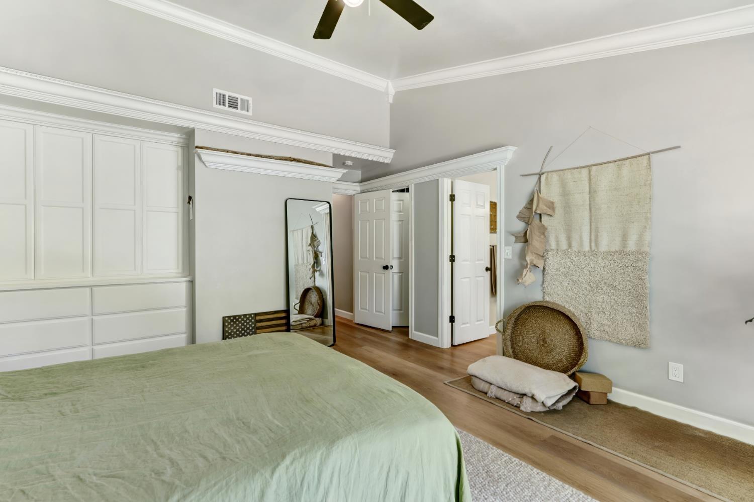 1412 Kennedy Drive