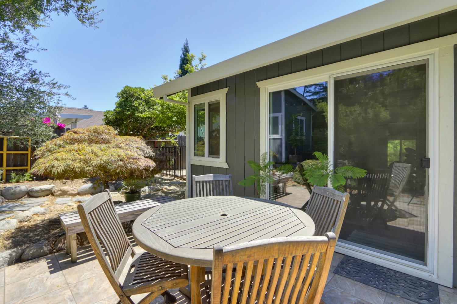 1412 Kennedy Drive