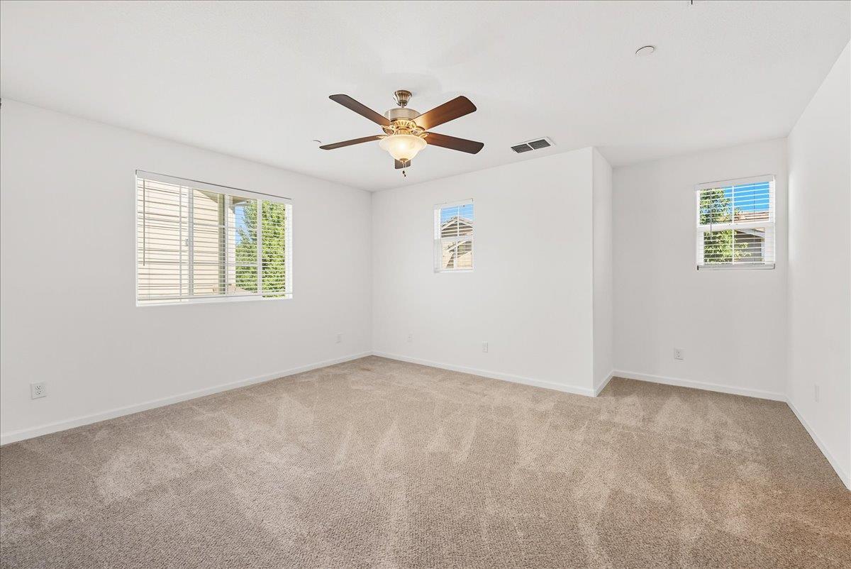 76 Crystalwood Circle