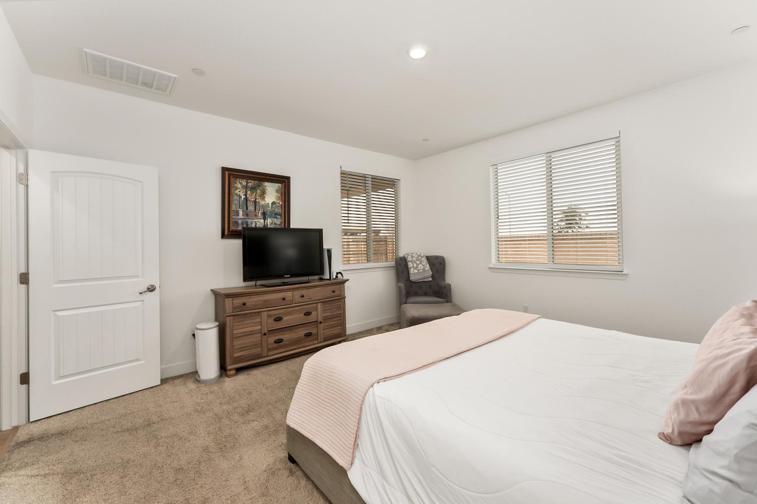 7773 Shattuck Court