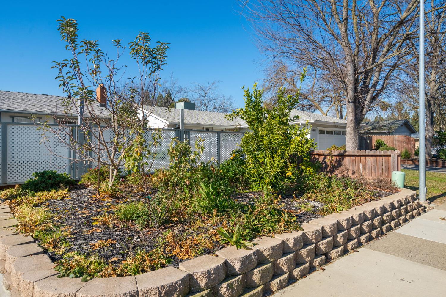 6821 Scoter Way