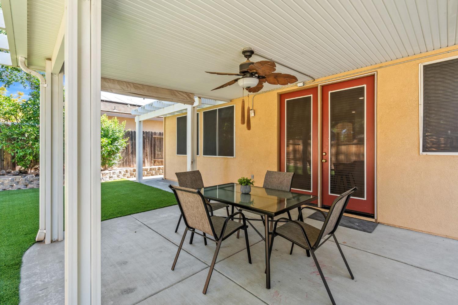 3203 Thistle Court