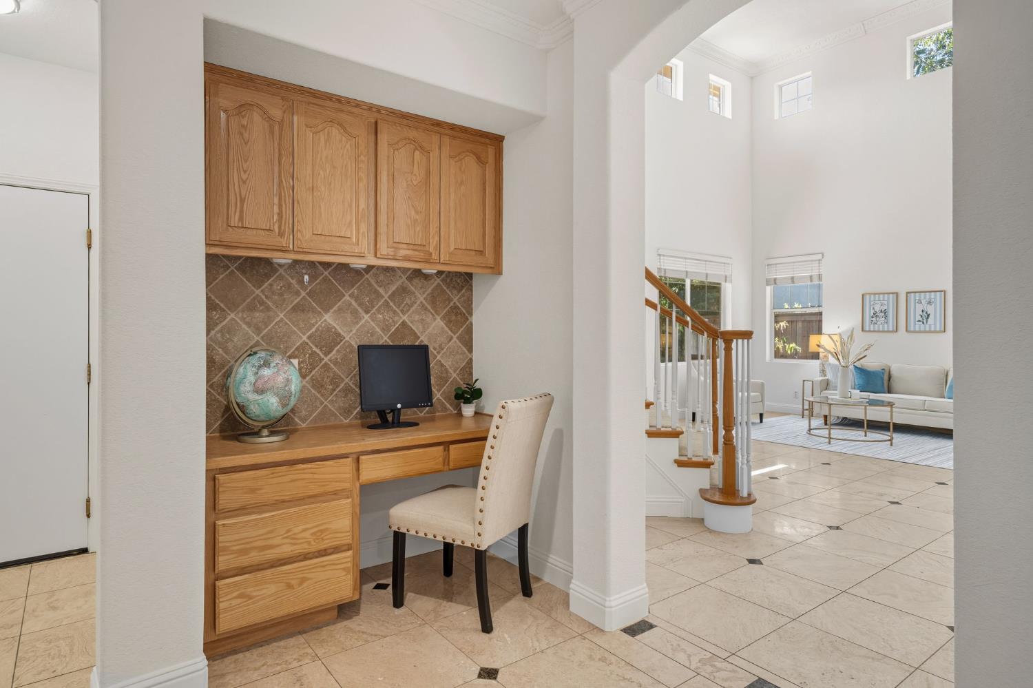 3203 Thistle Court
