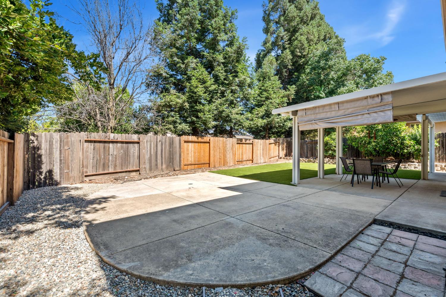 3203 Thistle Court