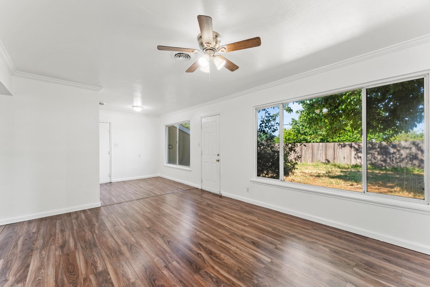 5741 San Vincente Way