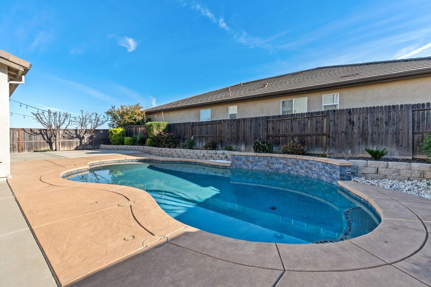 6001 Opera Way