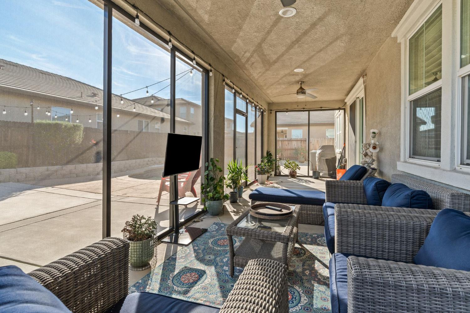 6001 Opera Way