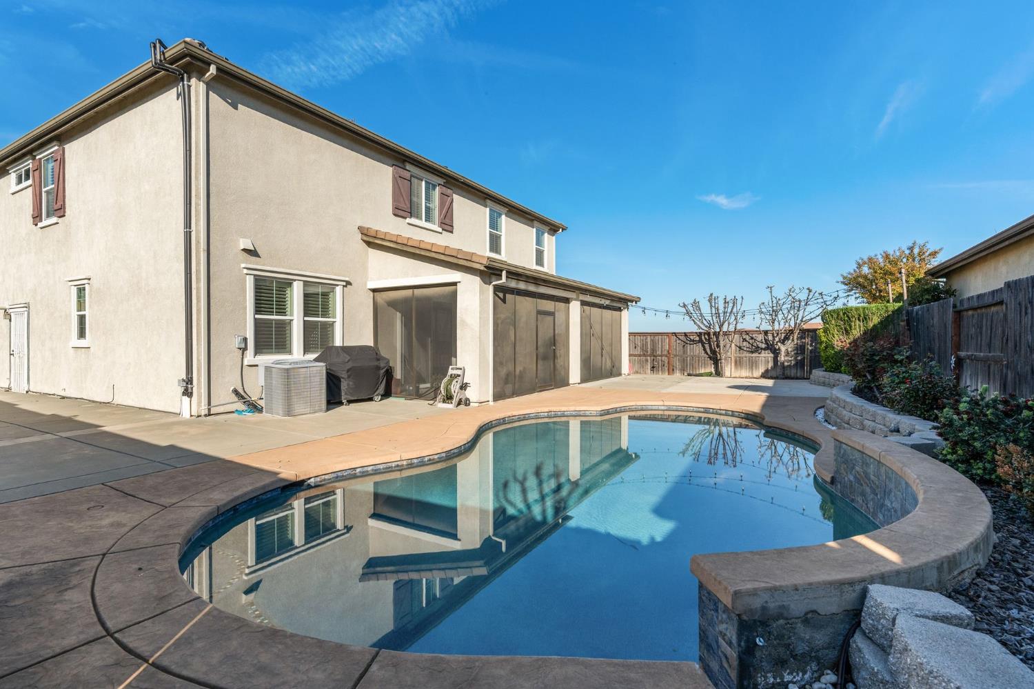 6001 Opera Way