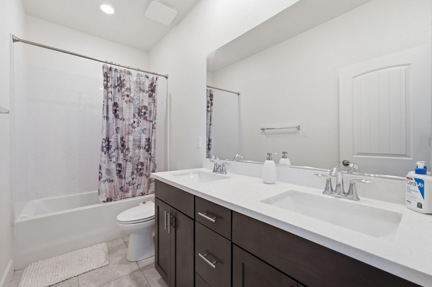 6049 Oberlander Drive