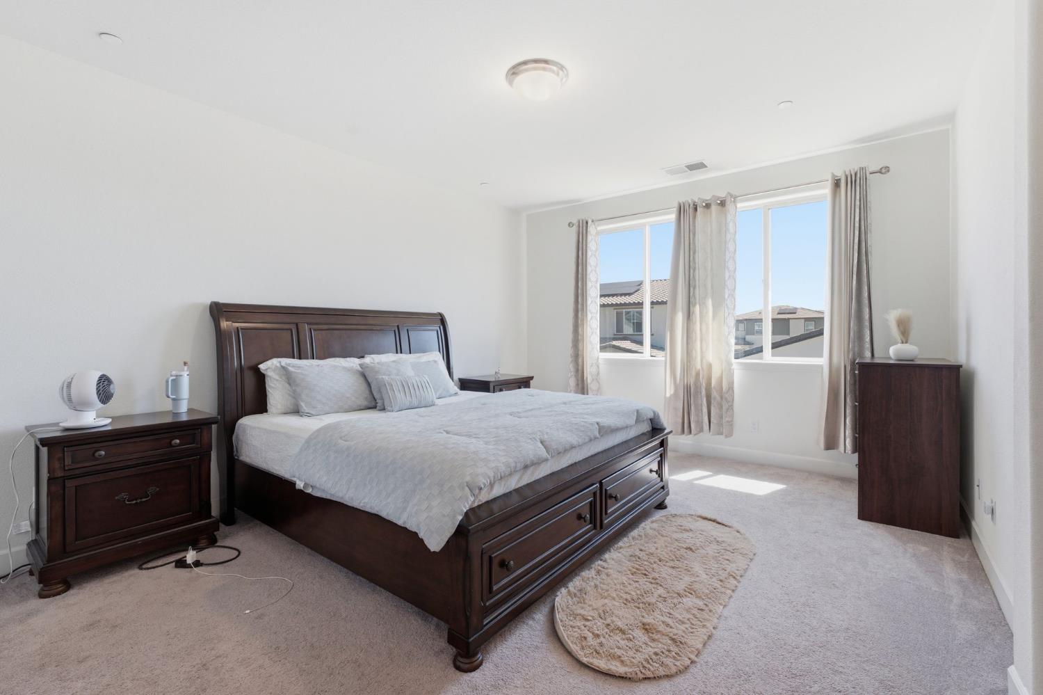 6049 Oberlander Drive