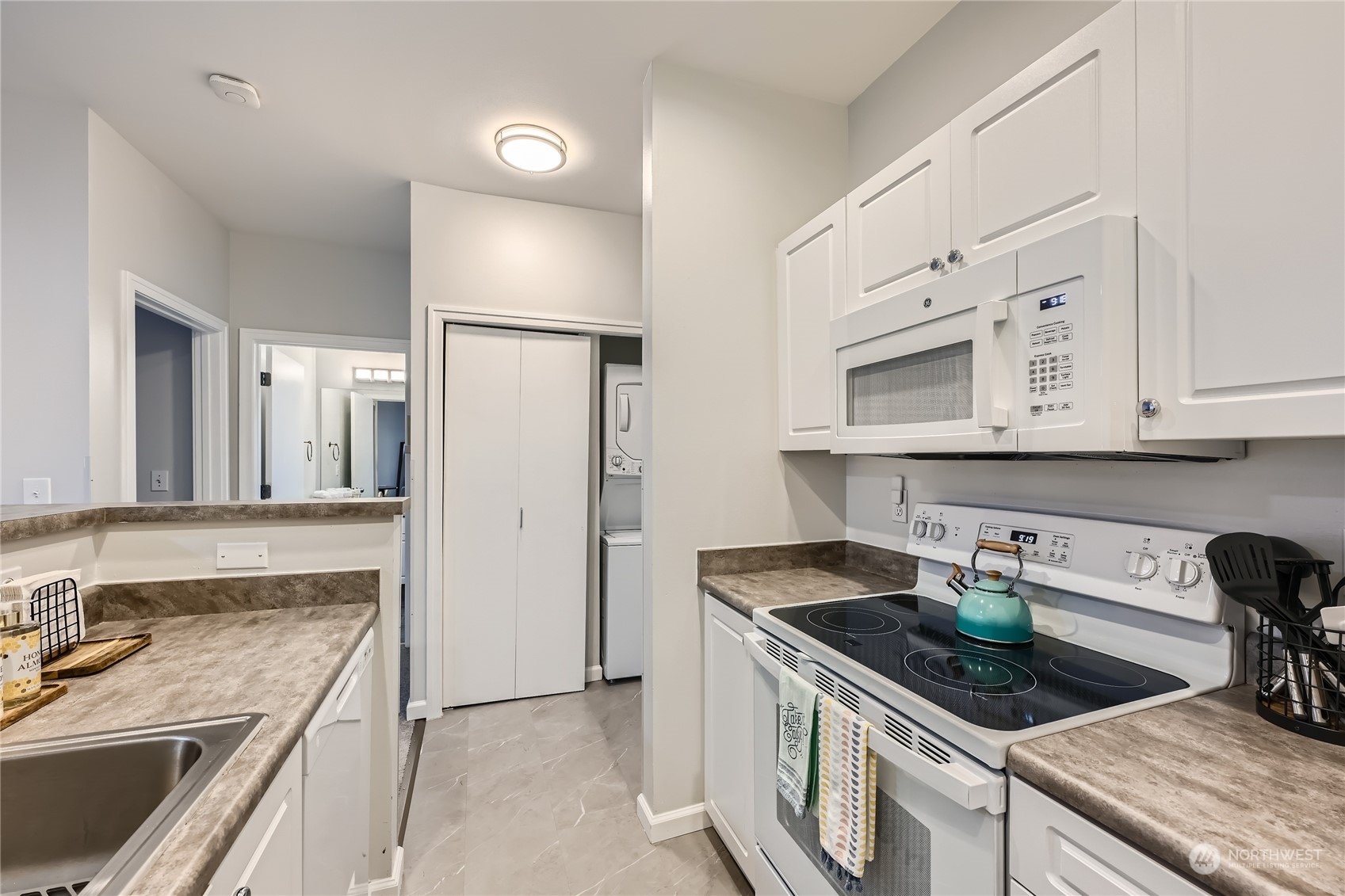 2414 1st Avenue Unit: 612
