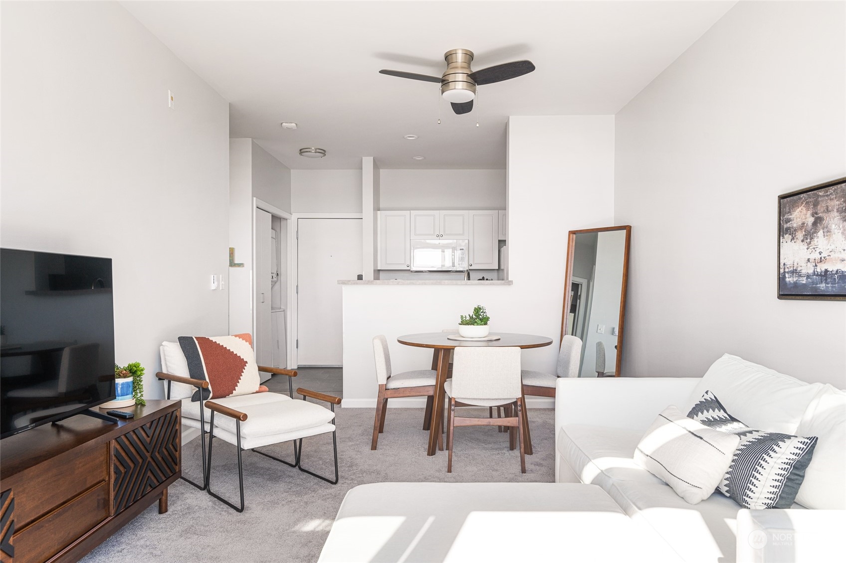 2414 1st Avenue Unit: 612