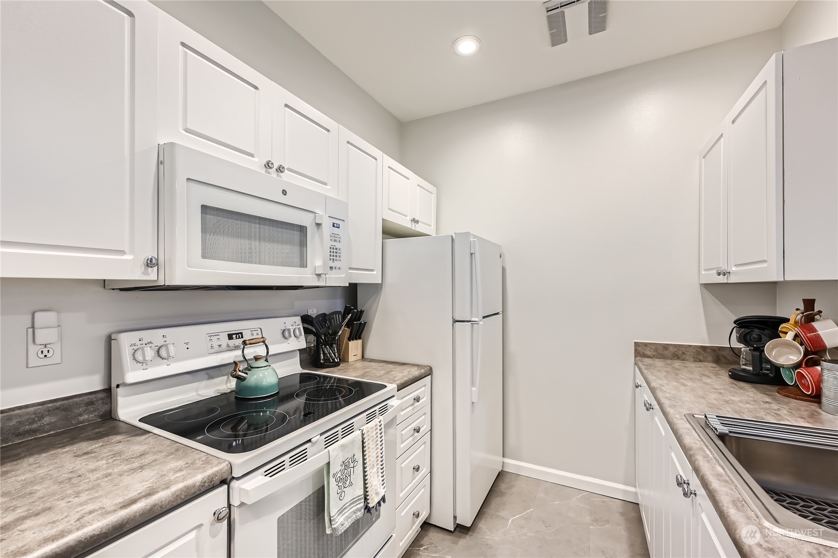 2414 1st Avenue Unit: 612