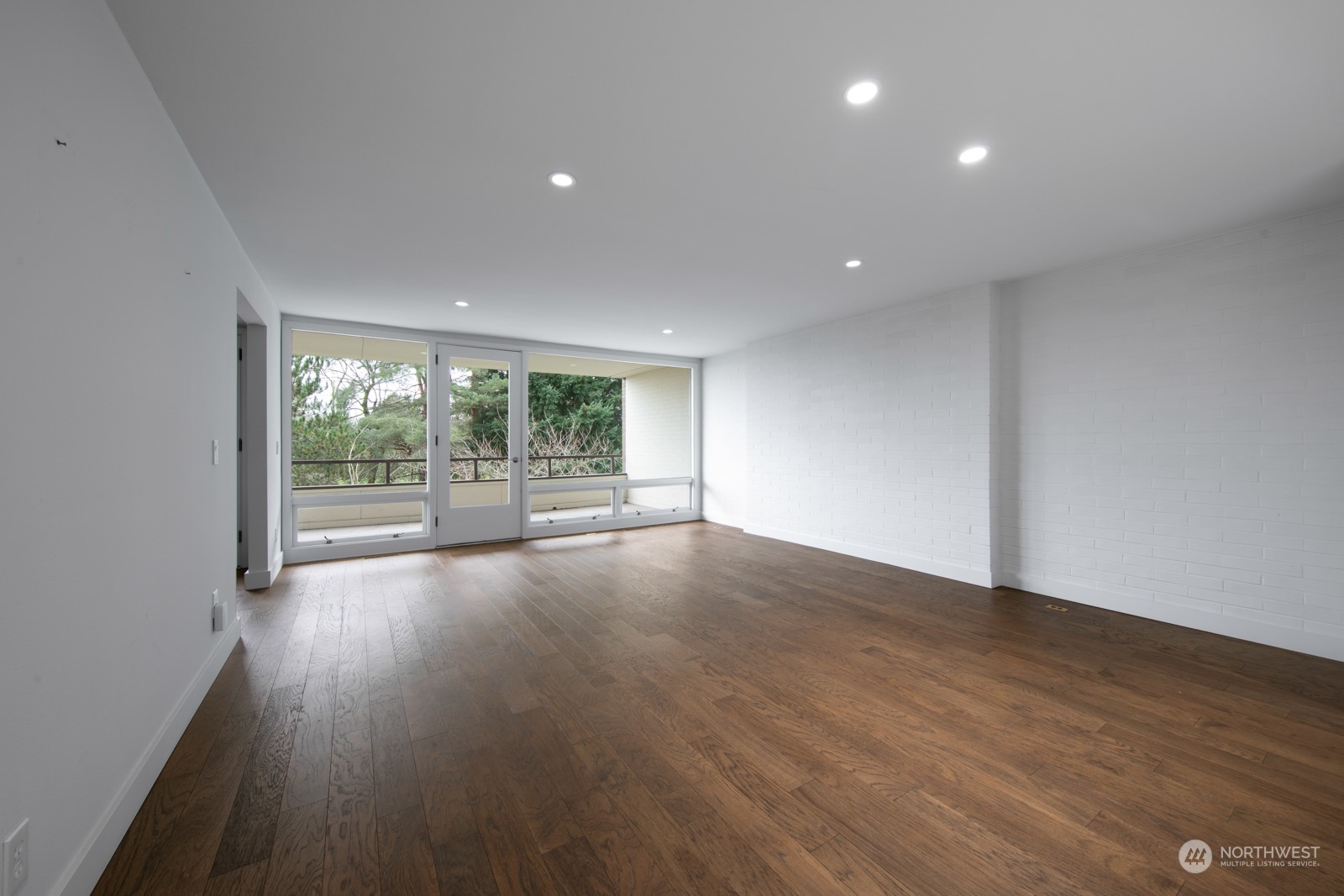 10917 Glen Acres Drive Unit: B
